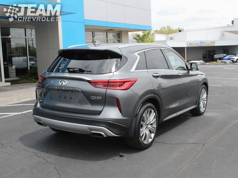 Used 2022 INFINITI QX50 Sensory AWD/4WD image 4