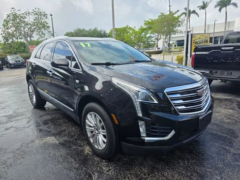 Used 2017 Cadillac XT5 FWD w/ LPO, Wheel Lock Package image 2