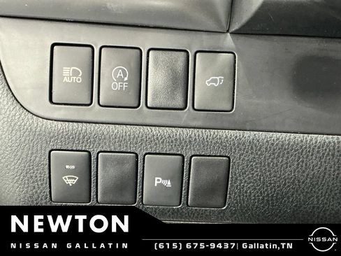 Used 2017 Toyota Highlander Limited FWD image 40