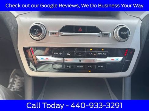 Used 2024 Ford Explorer XLT w/ Equipment Group 202A AWD/4WD image 23