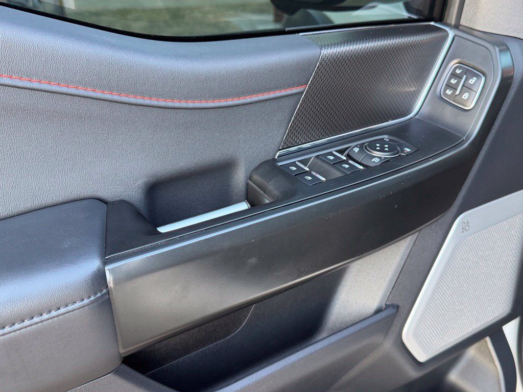 Used 2025 Ford F150 Raptor AWD/4WD image 24