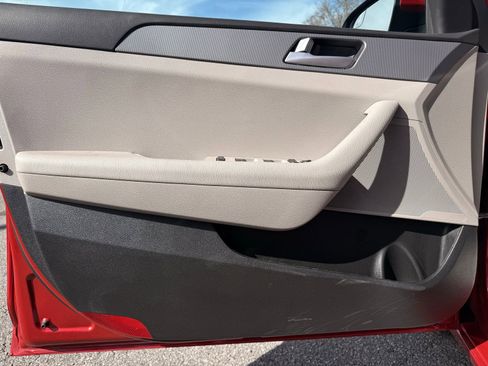 Used 2017 Hyundai Sonata SE image 13