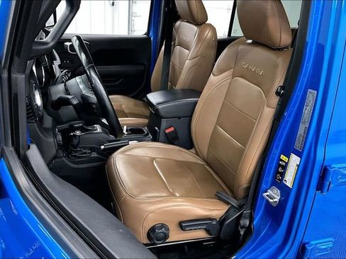 Used 2021 Jeep Wrangler Unlimited Sahara w/ Cold Weather Group image 20