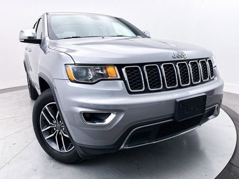 Used 2019 Jeep Grand Cherokee Limited image 3