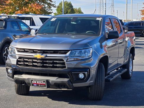 Used 2021 Chevrolet Colorado LT w/ LT Convenience Package image 3