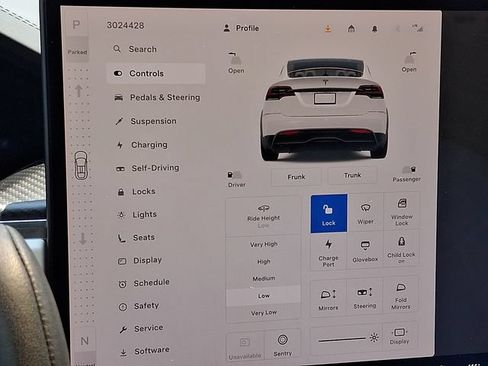 Used 2022 Tesla Model X Plaid AWD/4WD image 22