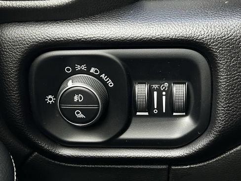 Used 2024 RAM 2500 Laramie w/ Safety Group AWD/4WD image 26
