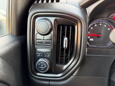 Used 2020 Chevrolet Silverado 2500 W/T w/ WT Convenience Package AWD/4WD image 33