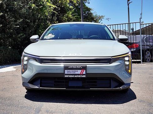 Used 2025 Kia K4 FWD image 5