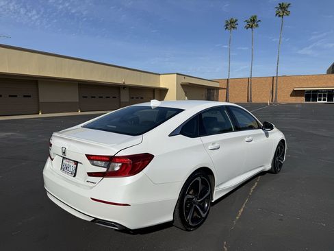 Used 2019 Honda Accord Sport image 7