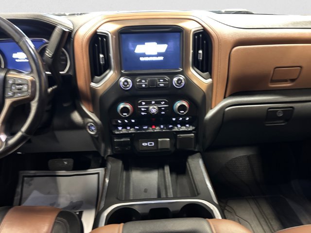 Used 2022 Chevrolet Silverado 2500 High Country w/ Safety Package II AWD/4WD image 12