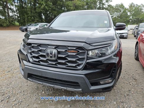 Certified 2025 Honda Ridgeline TrailSport image 2
