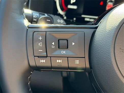 New 2025 Nissan Pathfinder Platinum image 35