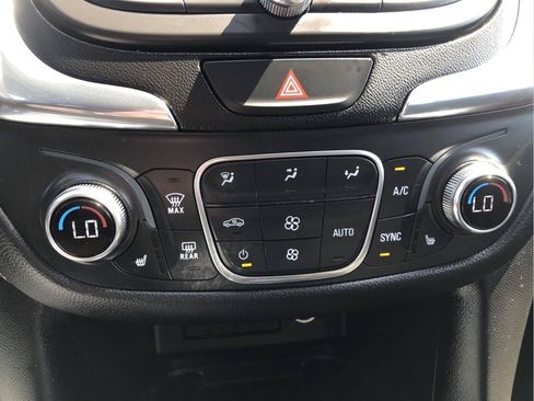 Used 2019 Chevrolet Equinox Premier AWD/4WD image 35