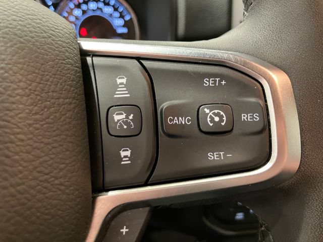 Used 2026 RAM 2500 Big Horn AWD/4WD image 32