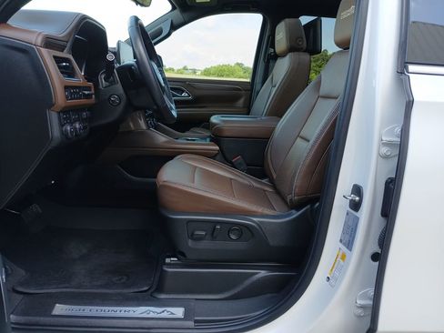 Used 2023 Chevrolet Tahoe High Country w/ Advanced Technology Package image 20