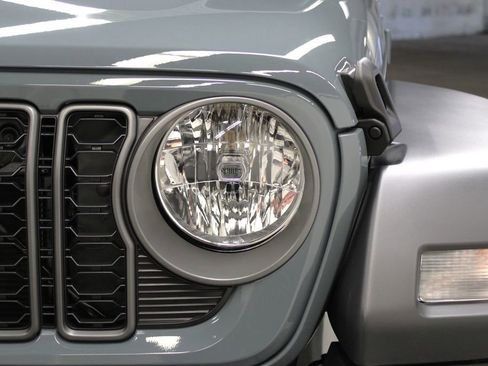 New 2026 Jeep Wrangler Sport S image 31