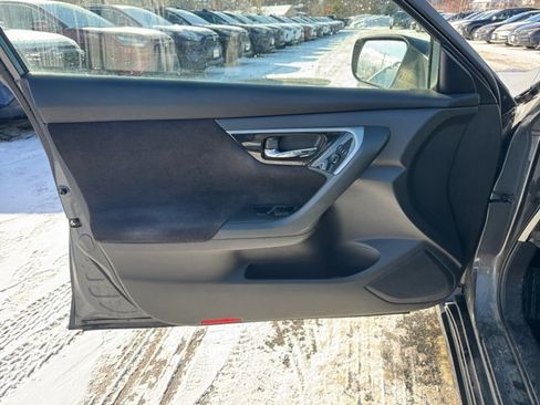 Used 2013 Nissan Altima 2.5 SV image 27