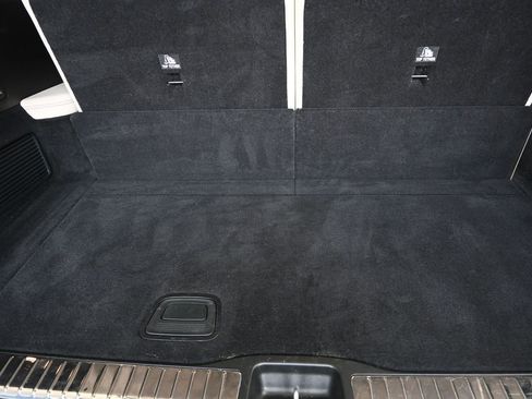 Used 2024 Mercedes-Benz GLS 450 4MATIC image 20