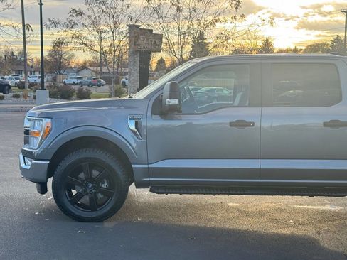 Used 2021 Ford F150 XLT w/ Trailer Tow Package image 11
