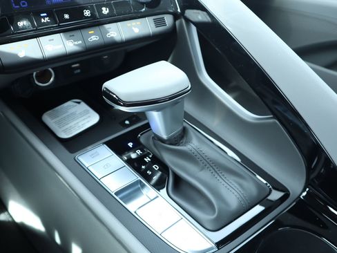 New 2026 Hyundai Elantra SEL Sport image 7