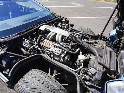 Used 1988 Chevrolet Corvette Convertible RWD image 23