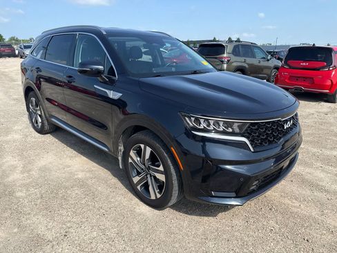 Used 2023 Kia Sorento EX AWD/4WD image 4