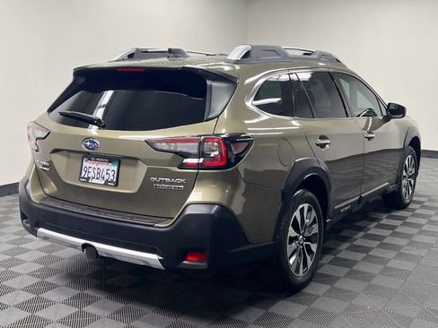 Used 2023 Subaru Outback Touring XT AWD/4WD image 5