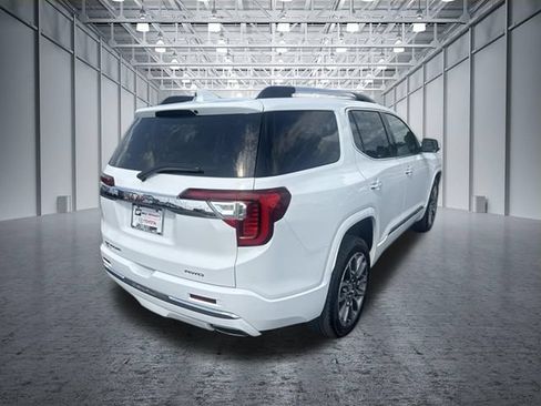 Used 2023 GMC Acadia Denali AWD/4WD image 5