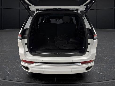 Used 2024 Jeep Grand Cherokee L Summit w/ Advanced Protech Group IV image 15