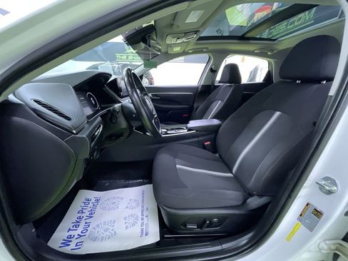 Used 2022 Hyundai Sonata SEL w/ Convenience Package image 16