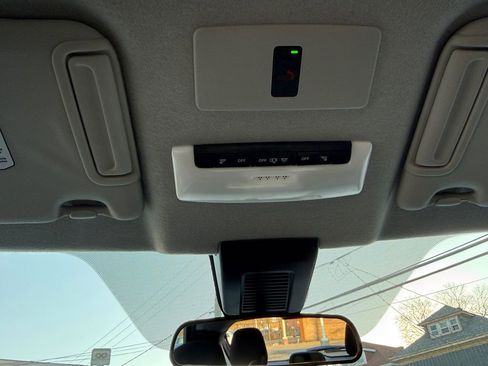 Used 2024 Nissan Kicks SV image 37