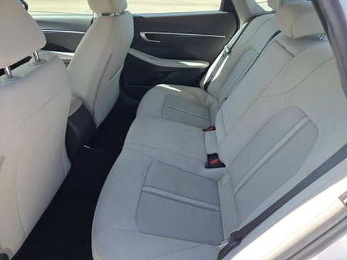 Used 2025 Hyundai Sonata SEL FWD image 13