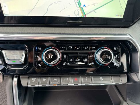 New 2025 GMC Sierra 2500 Denali w/ Technology Package image 32