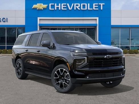 New 2026 Chevrolet Suburban RST w/ Comfort Package AWD/4WD image 7