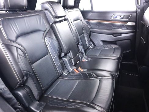 Used 2018 Ford Explorer Platinum AWD/4WD image 42