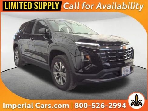 Used 2025 Chevrolet Equinox LT AWD/4WD image 1