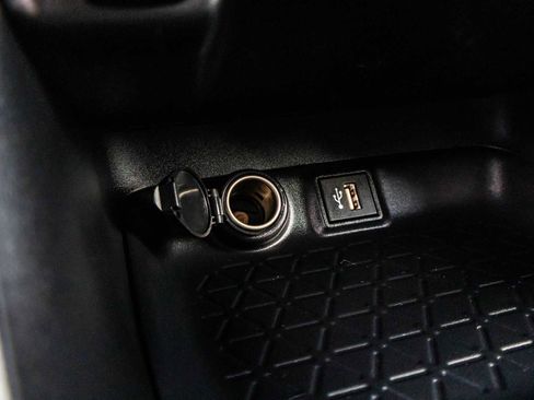 Used 2025 Toyota RAV4 LE image 24