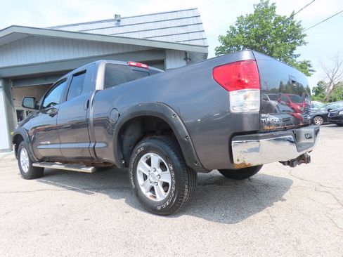 Used 2011 Toyota Tundra 4x4 Double Cab w/ Tow Pkg image 27