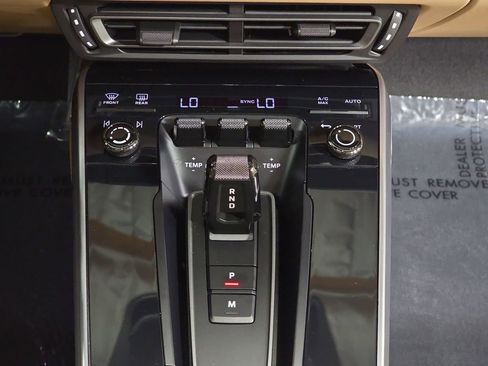 Certified 2024 Porsche 911 Carrera image 19