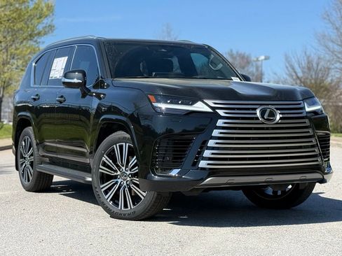 New 2026 Lexus LX 700h Luxury image 2