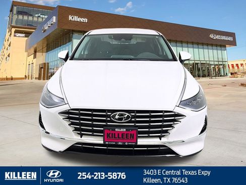 Used 2023 Hyundai Sonata SEL FWD image 2