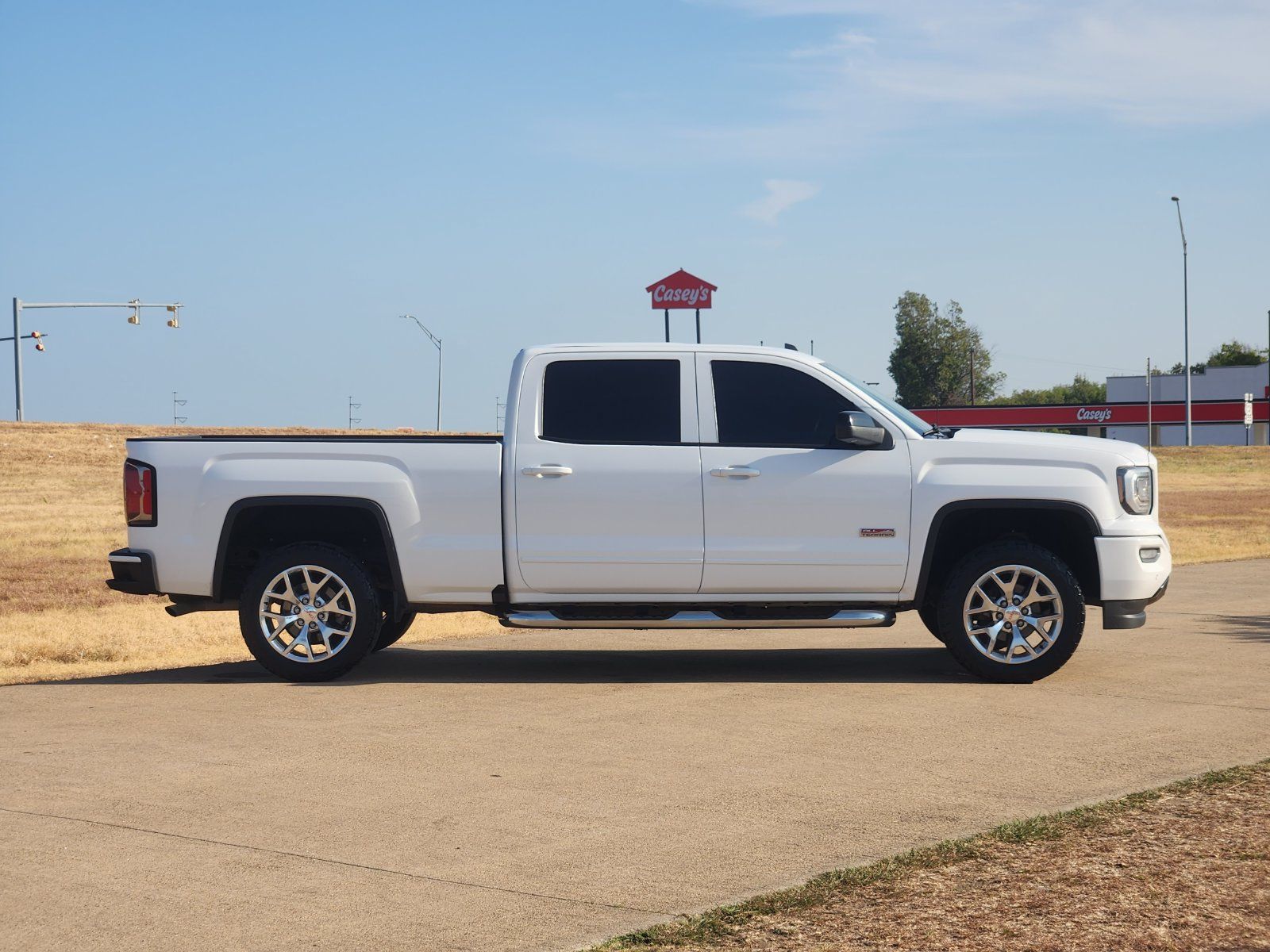 Used 2017 GMC Sierra 1500 SLT w/ All Terrain Package AWD/4WD image 7