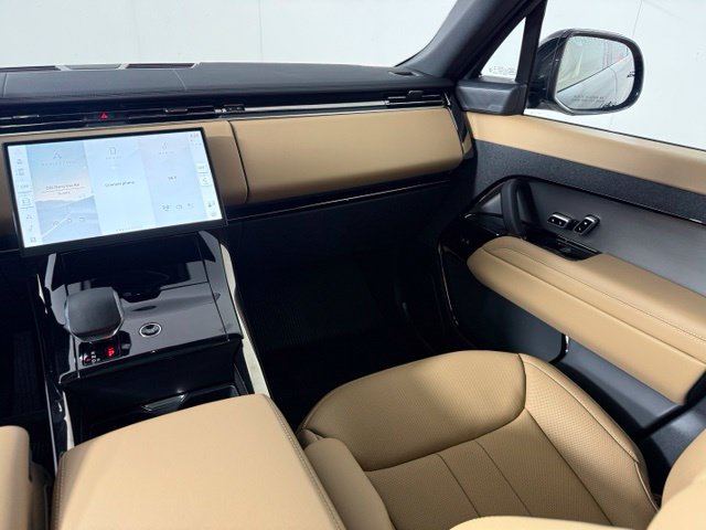 New 2027 Land Rover Range Rover Sport SE AWD/4WD image 30