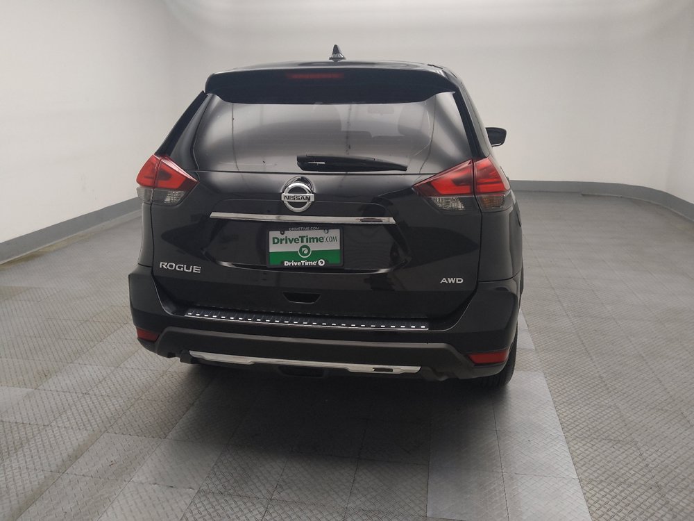 Used 2017 Nissan Rogue S AWD/4WD image 7