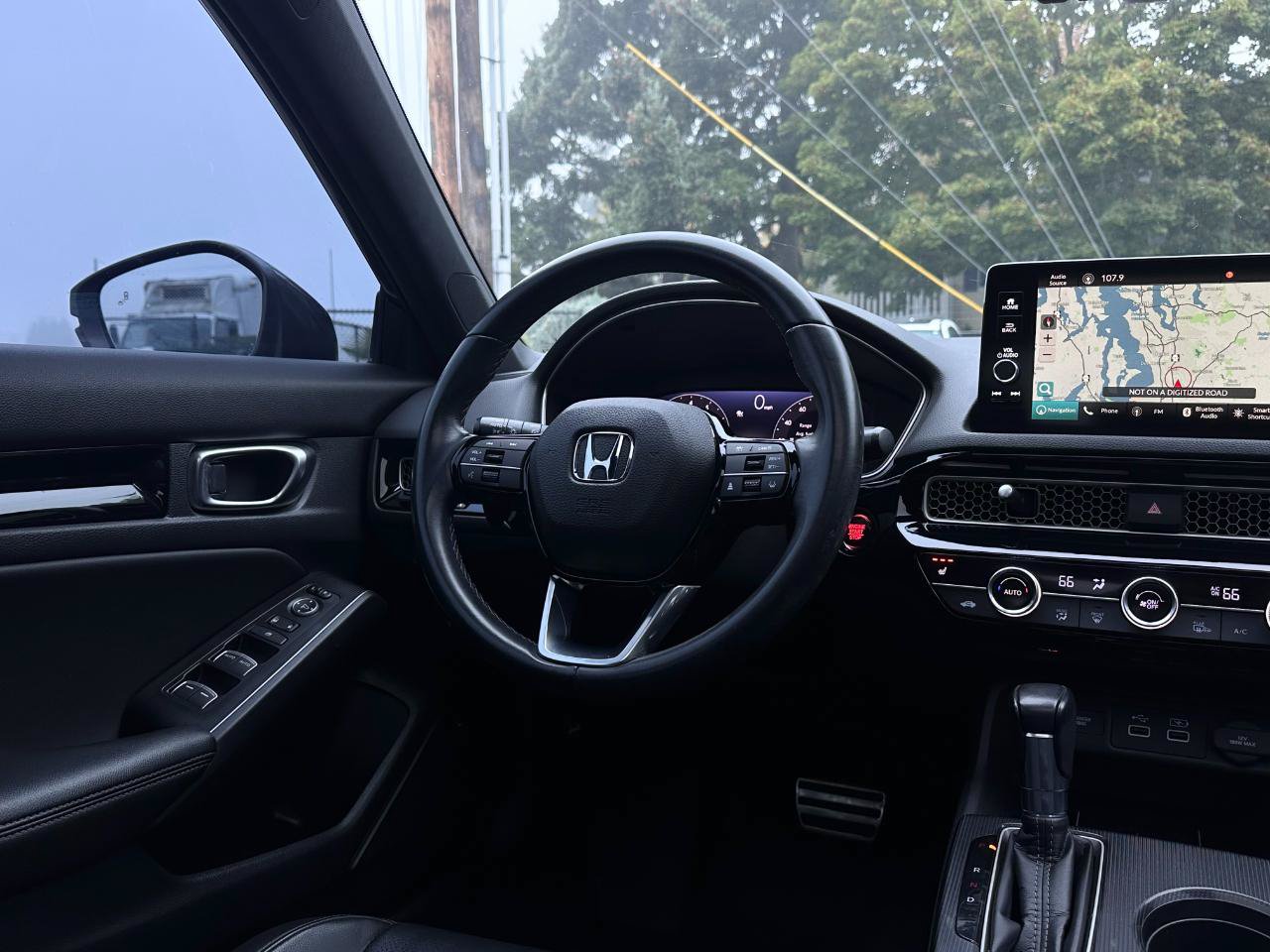 Used 2022 Honda Civic Sport Touring image 11
