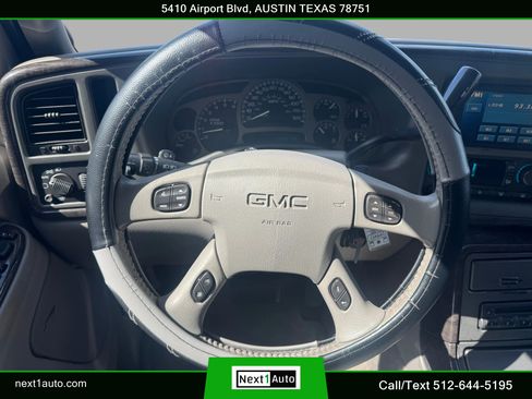 Used 2005 GMC Yukon Denali AWD/4WD image 21