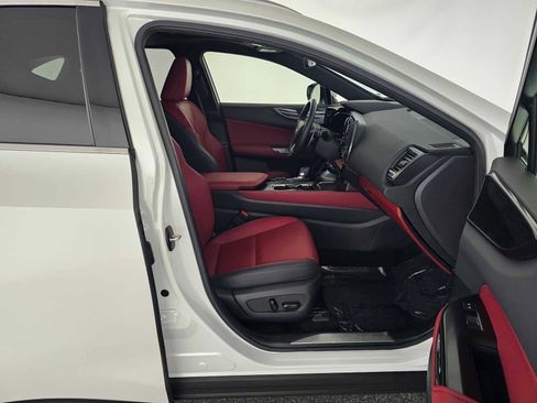 Used 2024 Lexus NX 250 FWD w/ Premium Package image 10