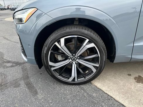 Used 2024 Volvo XC60 B5 Ultimate w/ Protection Package Premier AWD/4WD image 10