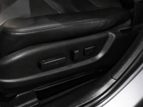 Used 2017 Acura RDX Sport Utility 4D image 29